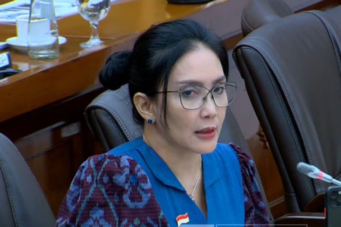 Rieke Pdip Interupsi Di Rapat Paripurna Dpr Minta Pemerintah Batalkan