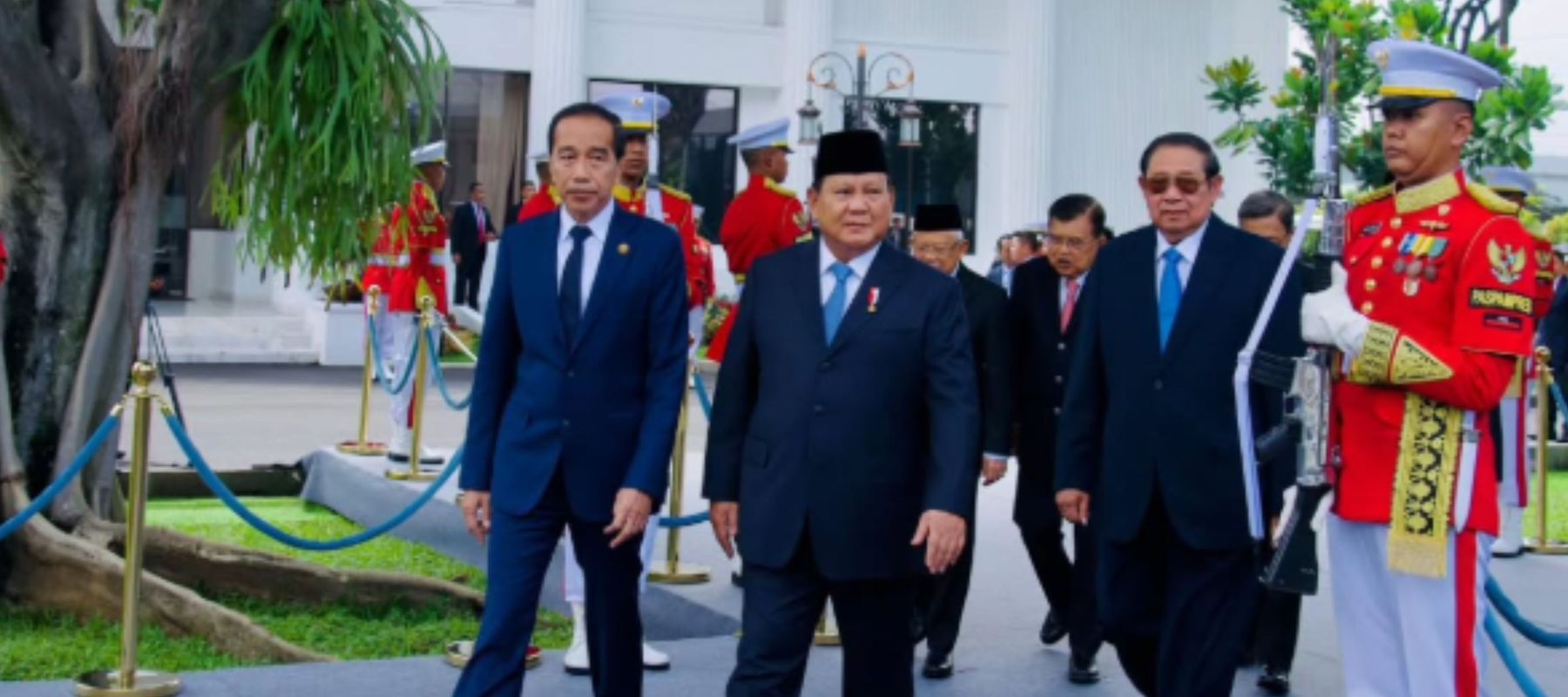 Presiden Prabowo bersama SBY dan Jokowi