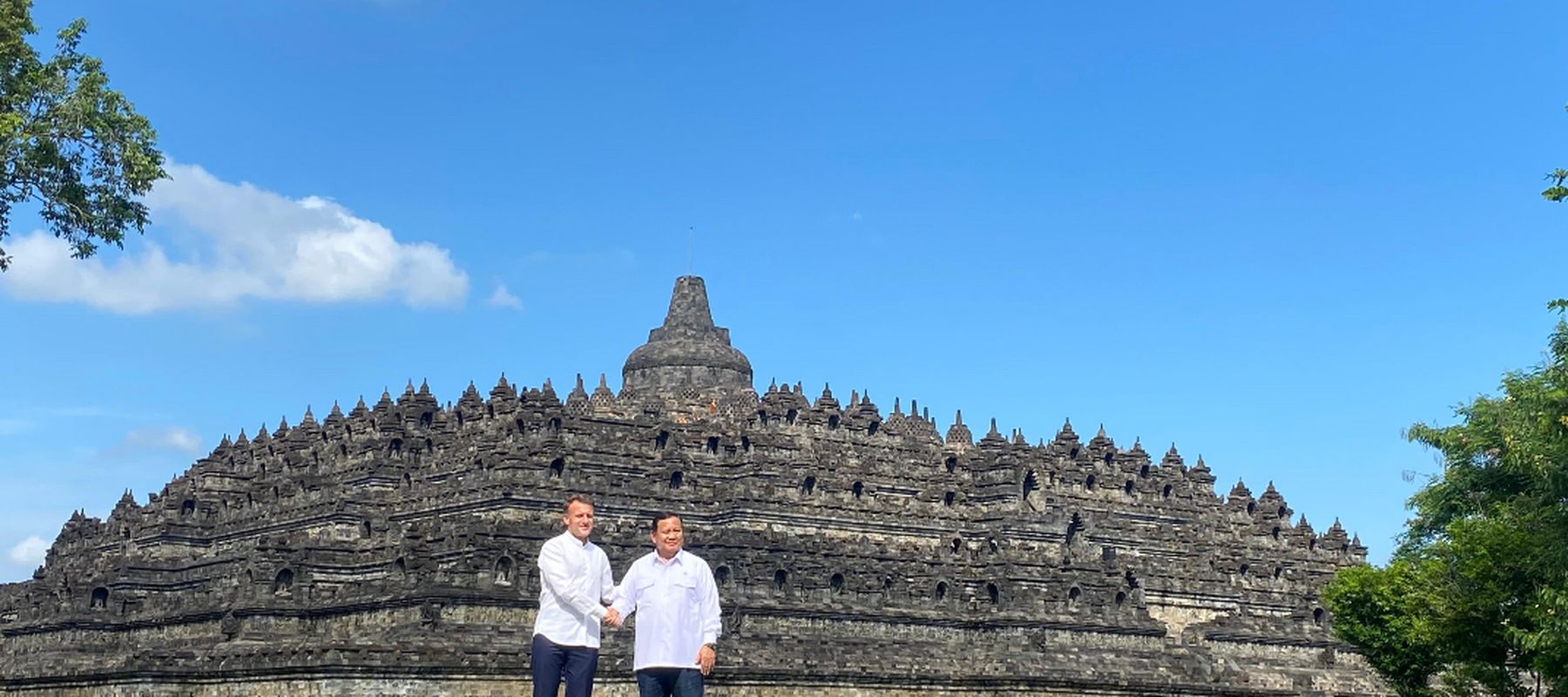 Republik Indonesia Prabowo Subianto ke Candi Borobudur, Presiden Prancis Emmanuel Macron 