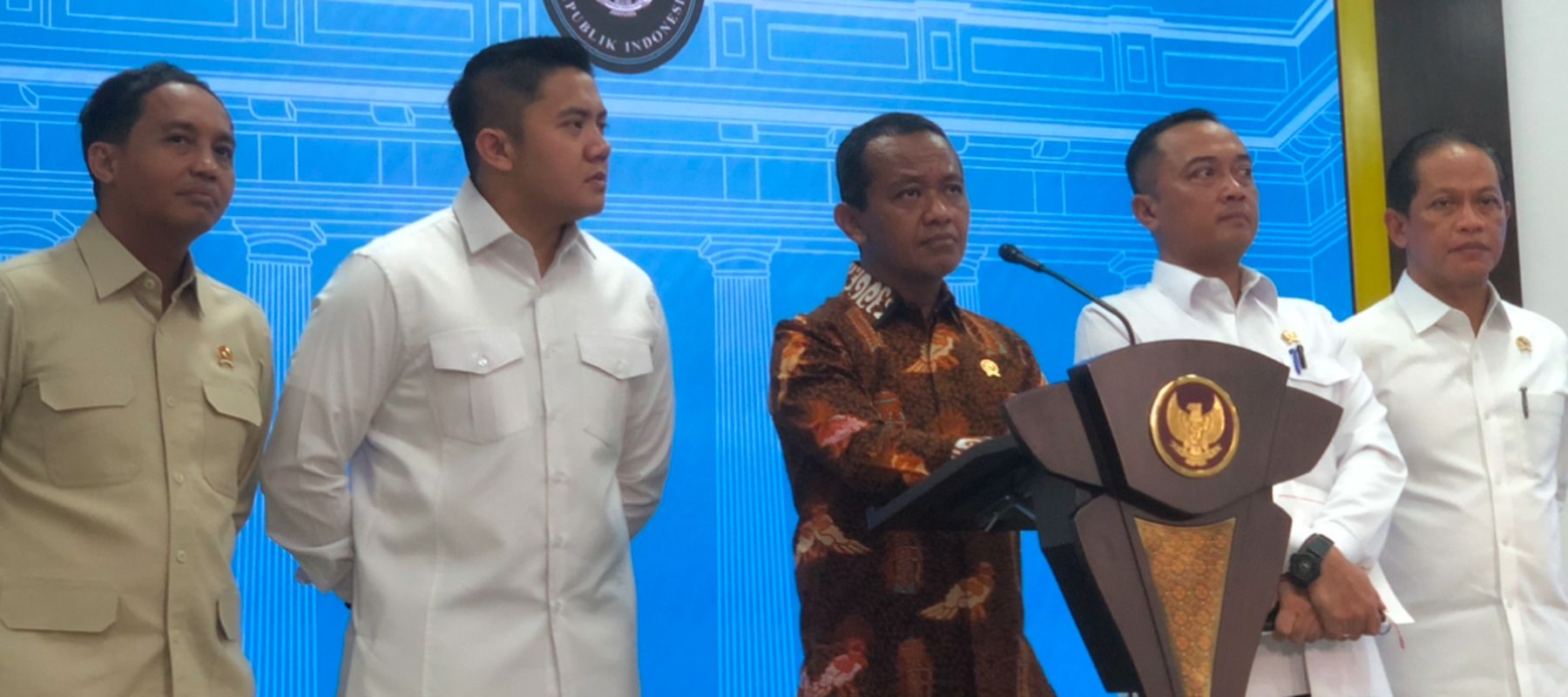 Bahlil Lahadalia dalam Pengumuman Pemerintah cabut Ijin Usaha Pertambangan (IUP) di Raja Ampat.