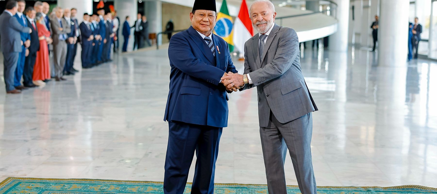 Presiden Prabowo Subianto dan Presiden Brazil Luiz Inácio Lula da Silva