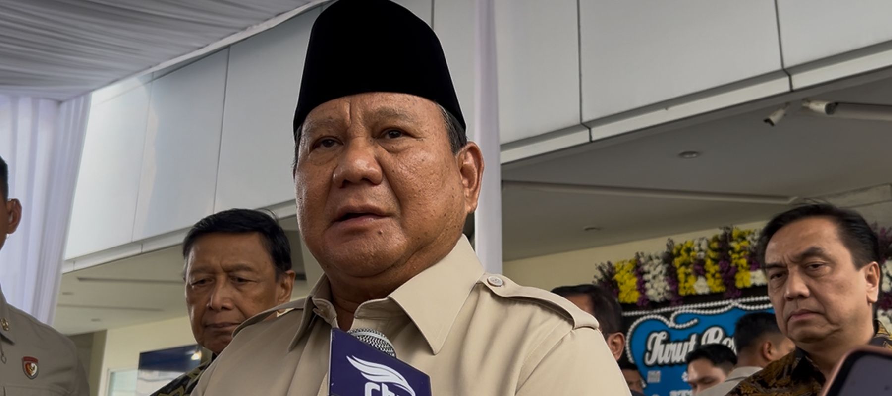 Prabowo Melayat Kwiek Kian Gie 