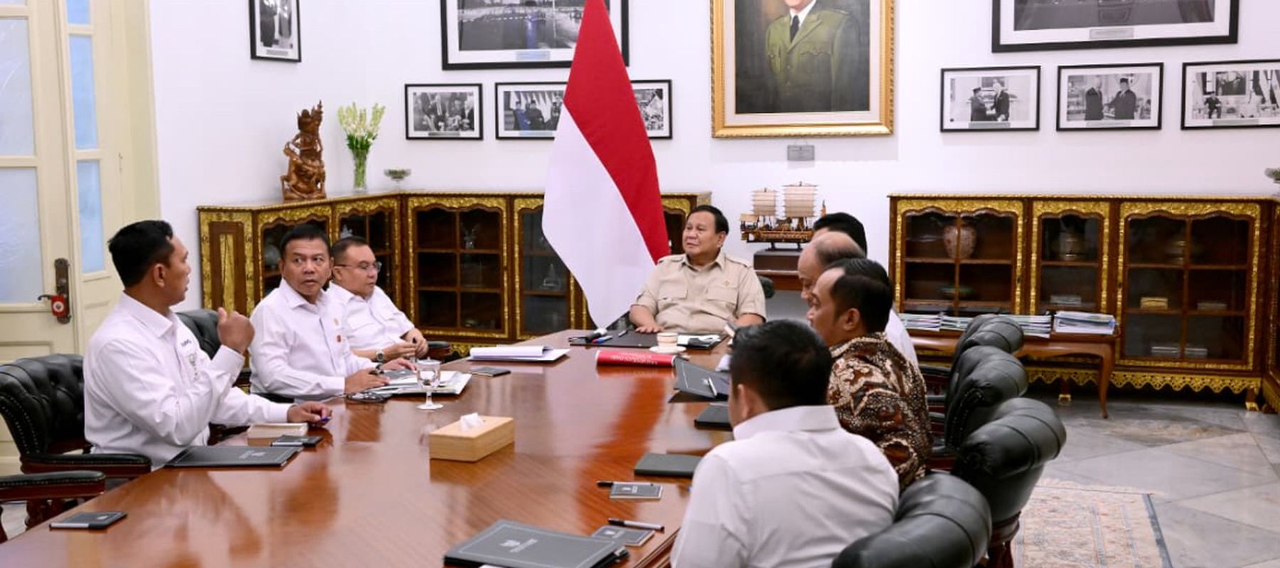 Prabowo Gelar Pertemuan Tertutup Bahas Keamanan dan Ketahanan Pangan Nasional