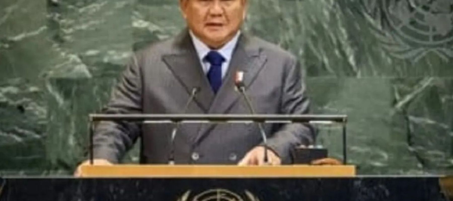 Arsip - Presiden Prabowo Subianto berpidato dalam acara Konferensi Tingkat Tinggi (KTT) mengenai Palestina dan solusi dua negara di Markas PBB, New York, Amerika Serikat, Senin (22/9/2025). KTT tersebut merupakan rangkaian dari Sidang Majelis Umum Ke