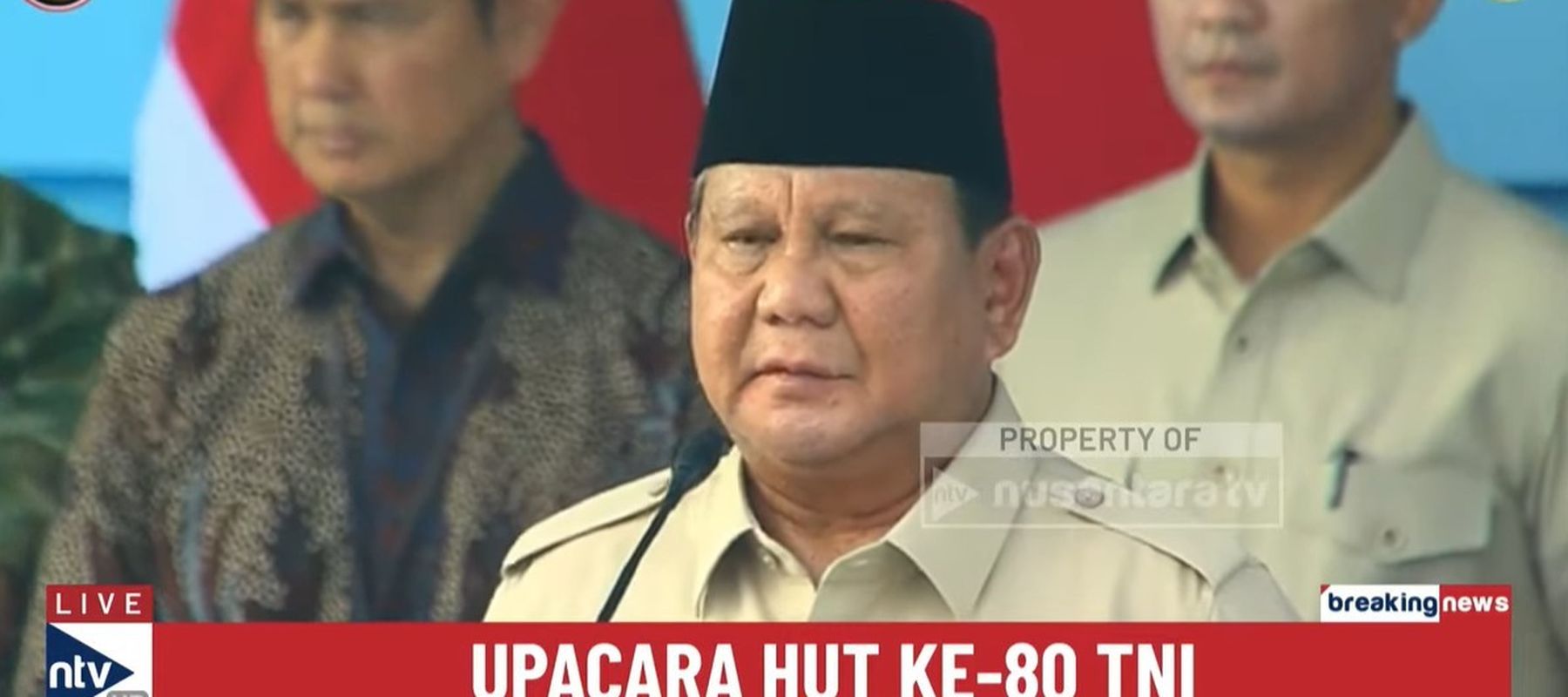 Presiden Republik Indonesia Prabowo Subianto memimpin upacara peringatan HUT ke-80 TNI di Monas.