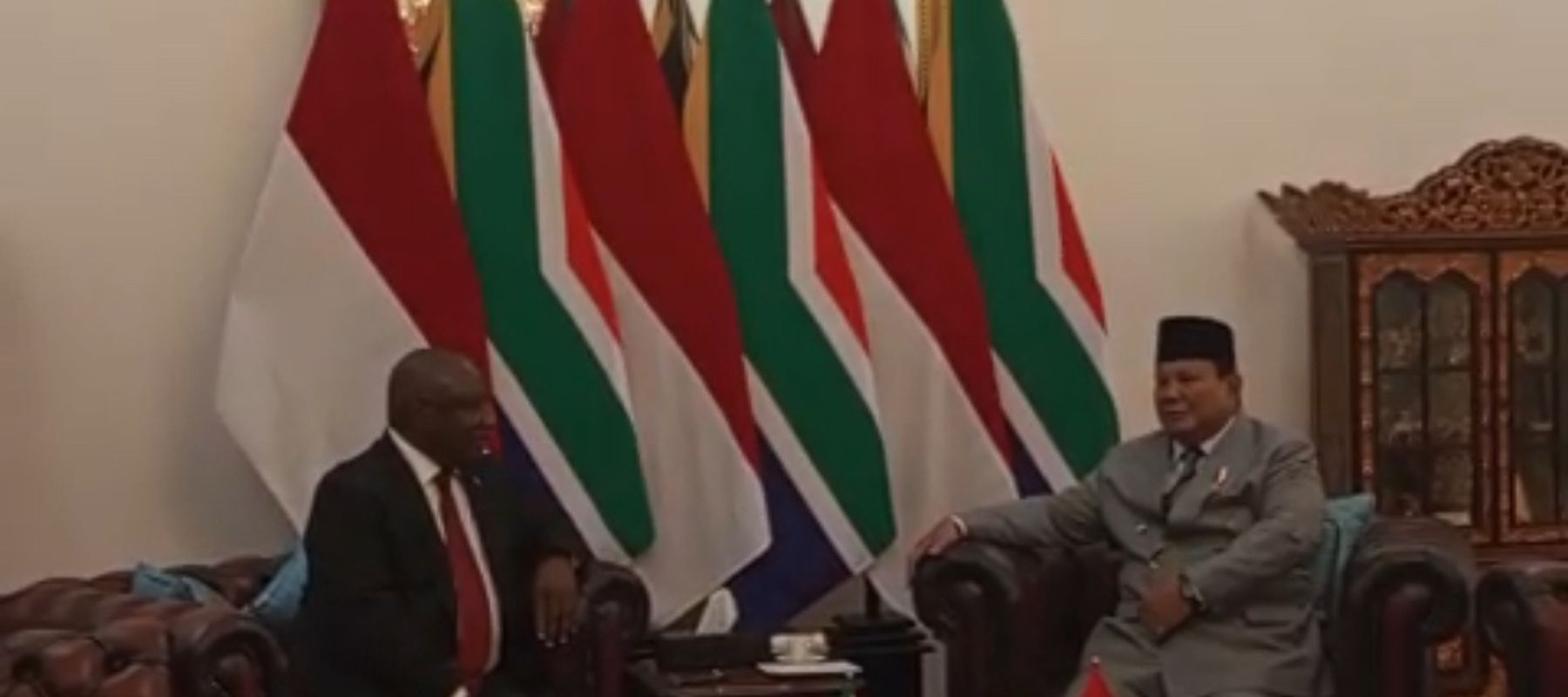Presiden Afrika Selatan Cyril Ramaphosa  dan Presiden Prabowo Subianto