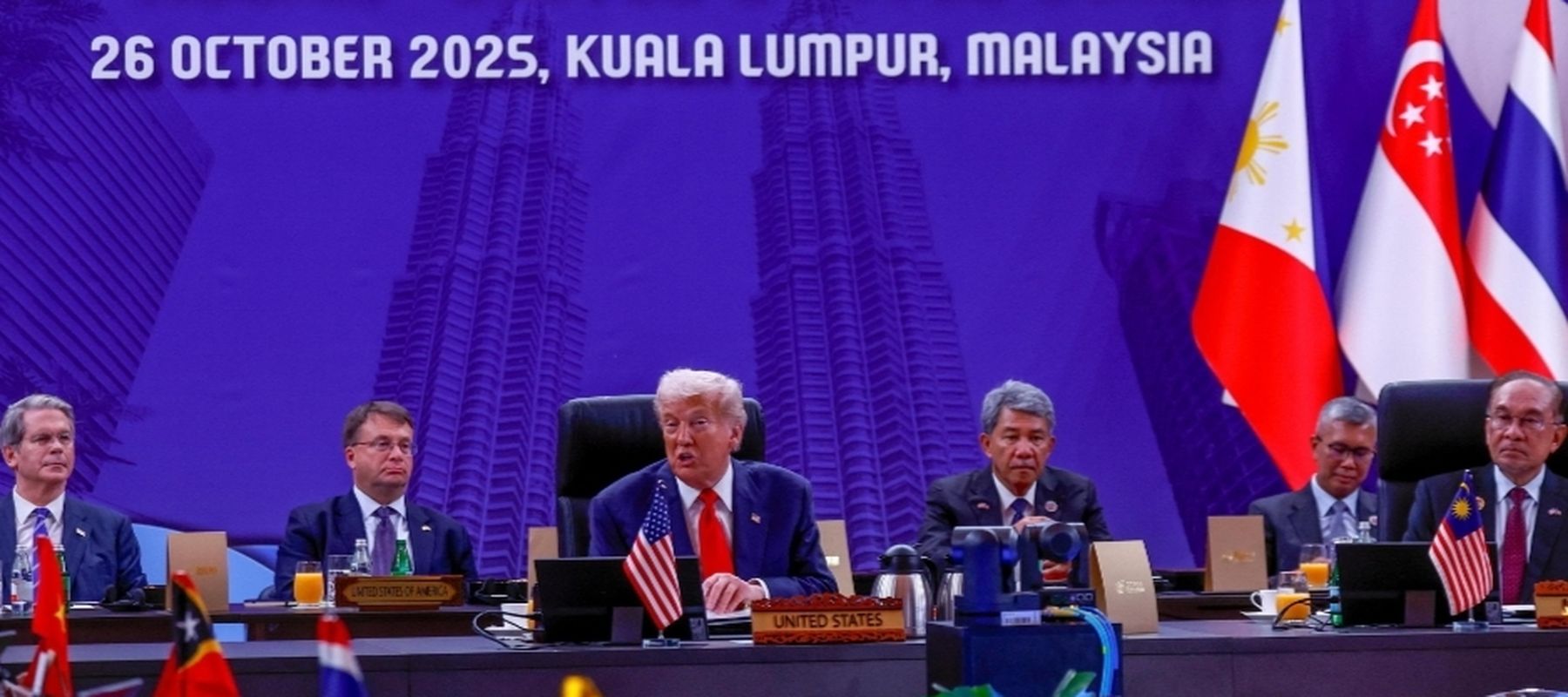 Donald Trump sampaikan pujian untuk Prabowo di KTT ASEAN 2025