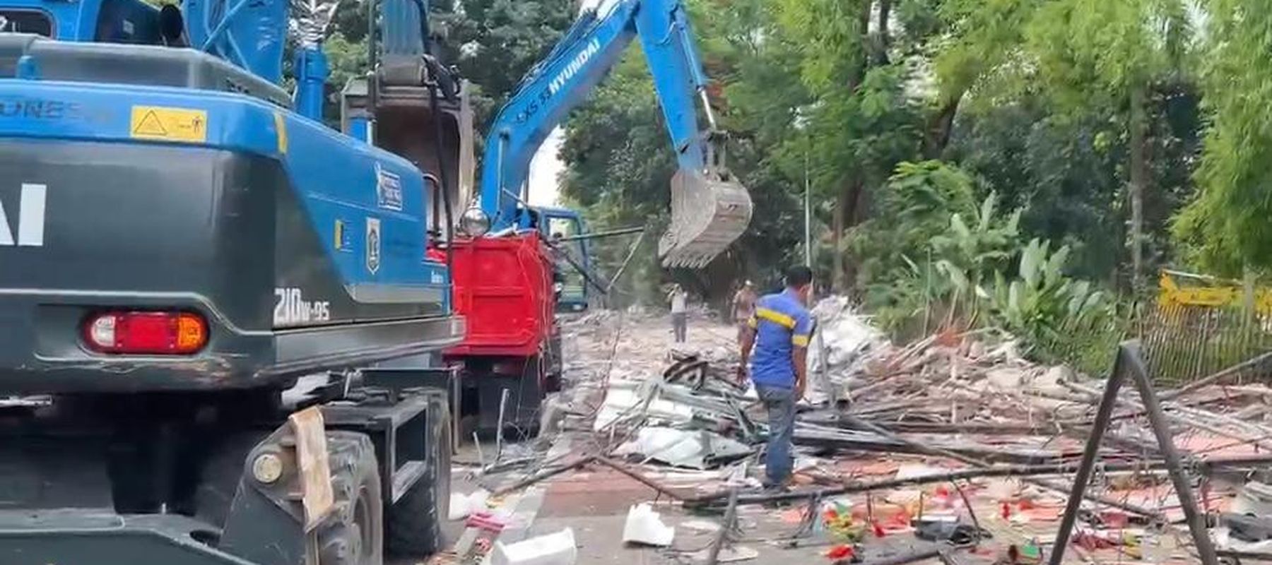 Penggusuran Pasar Barito. 