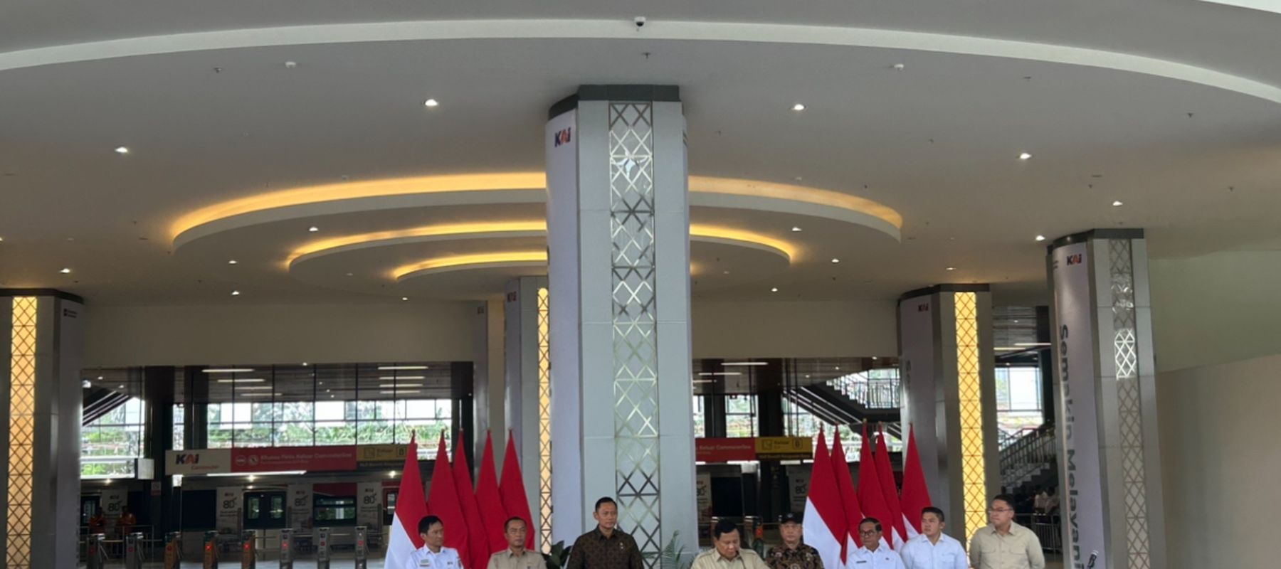 Presiden Prabowo Subianto di Peresmian Stasiun Tanah Abang Baru