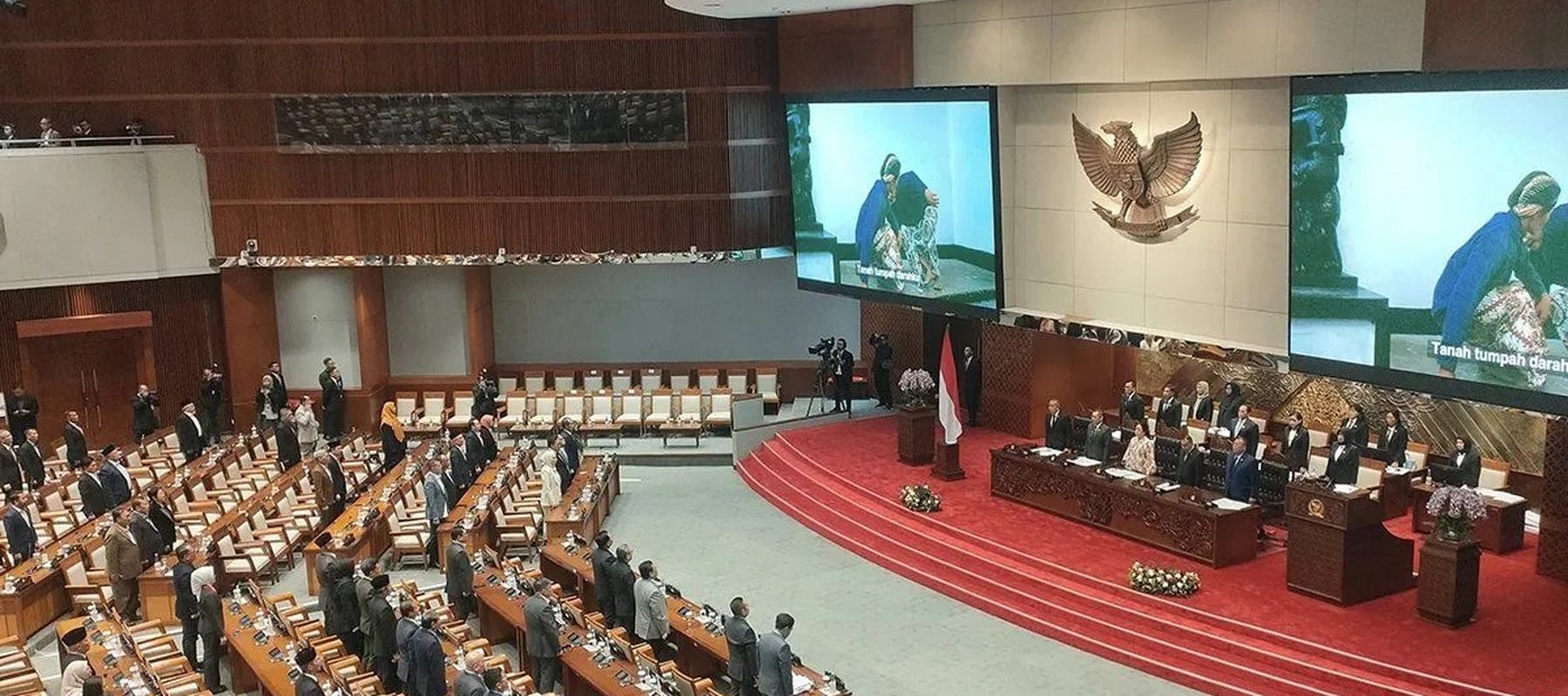 Suasana Rapat Paripurna Ke-18 DPR RI Masa Persidangan II Tahun Sidang 2025-2026 di kompleks parlemen, Jakarta, Selasa, 18 November 2025. ANTARA/Bagus Ahmad Rizaldi/aa.