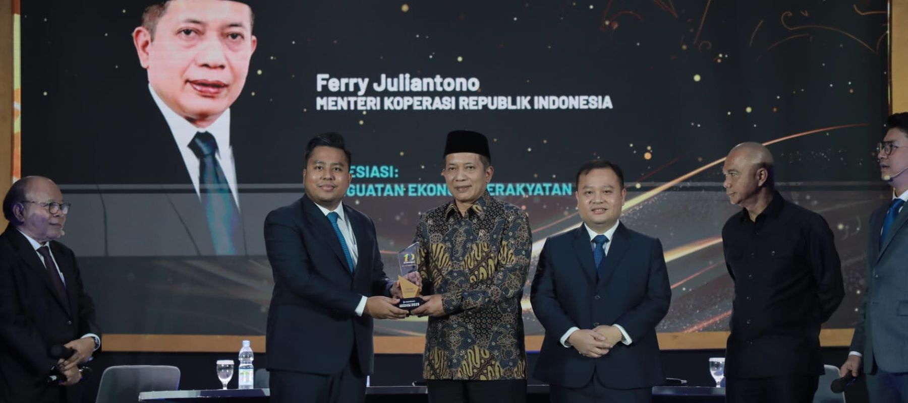 Menteri Koperasi Ferry Juliantono 