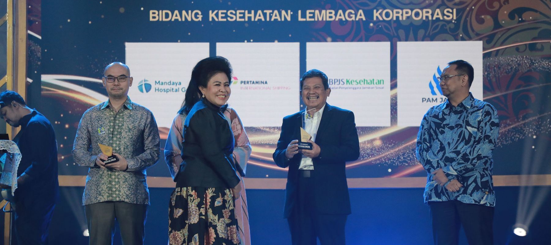 Pemenang Anugerah Bakti Nusantara Bidang Kesehatan Lembaga Korporasi BPJS Kesehatan