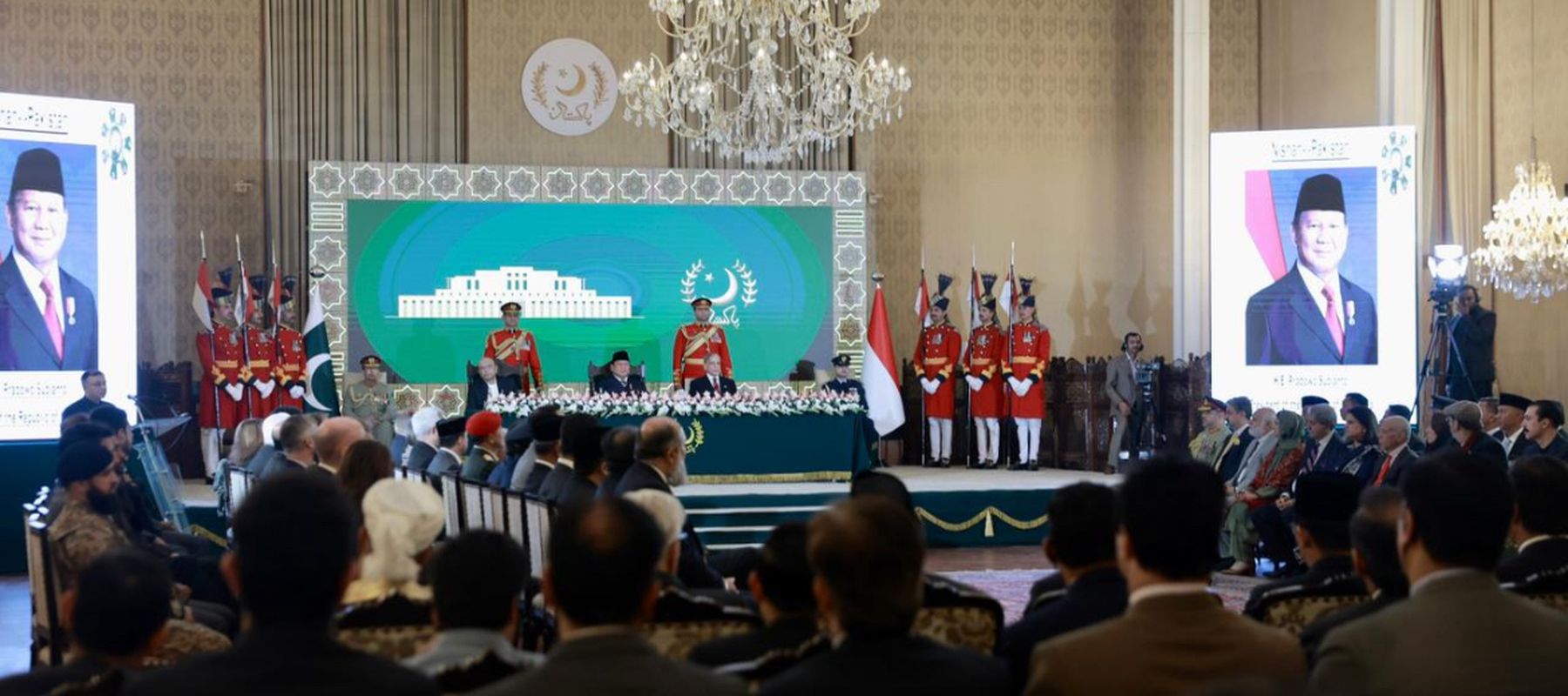 Presiden Zardari Didampingi PM Shehbaz Anugerahkan Bintang Tertinggi Pakistan ke Prabowo