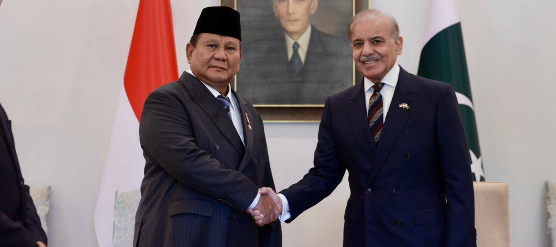Prabowo dan Presiden Pakistan Zardari Gelar Pertemuan di Aiwan-e-Sadr