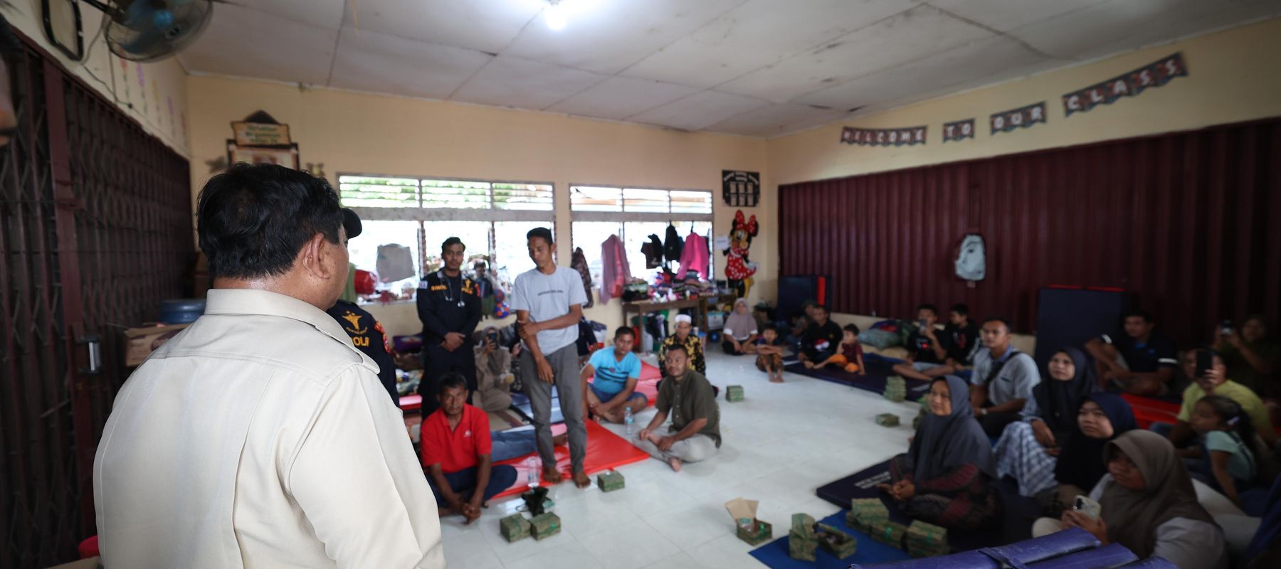 Presiden RI Prabowo Subianto tiba di Posko Pengungsian 