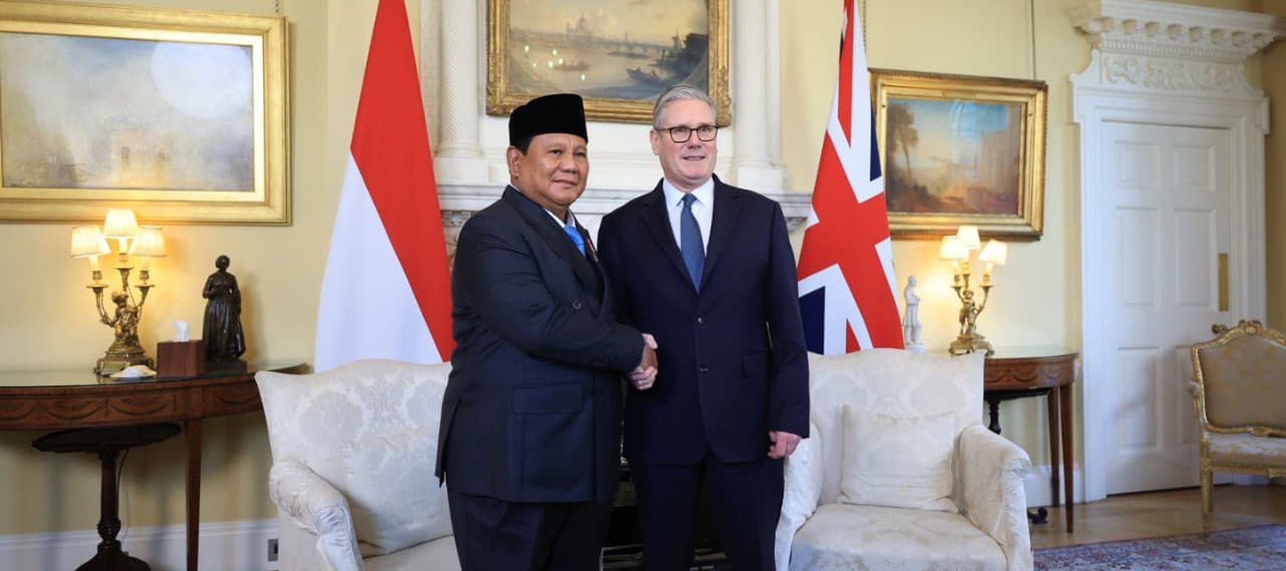 Prabowo Subianto melakukan pertemuan dengan Perdana Menteri (PM) Inggris, Keir Starmer di Kantor PM Inggris, London