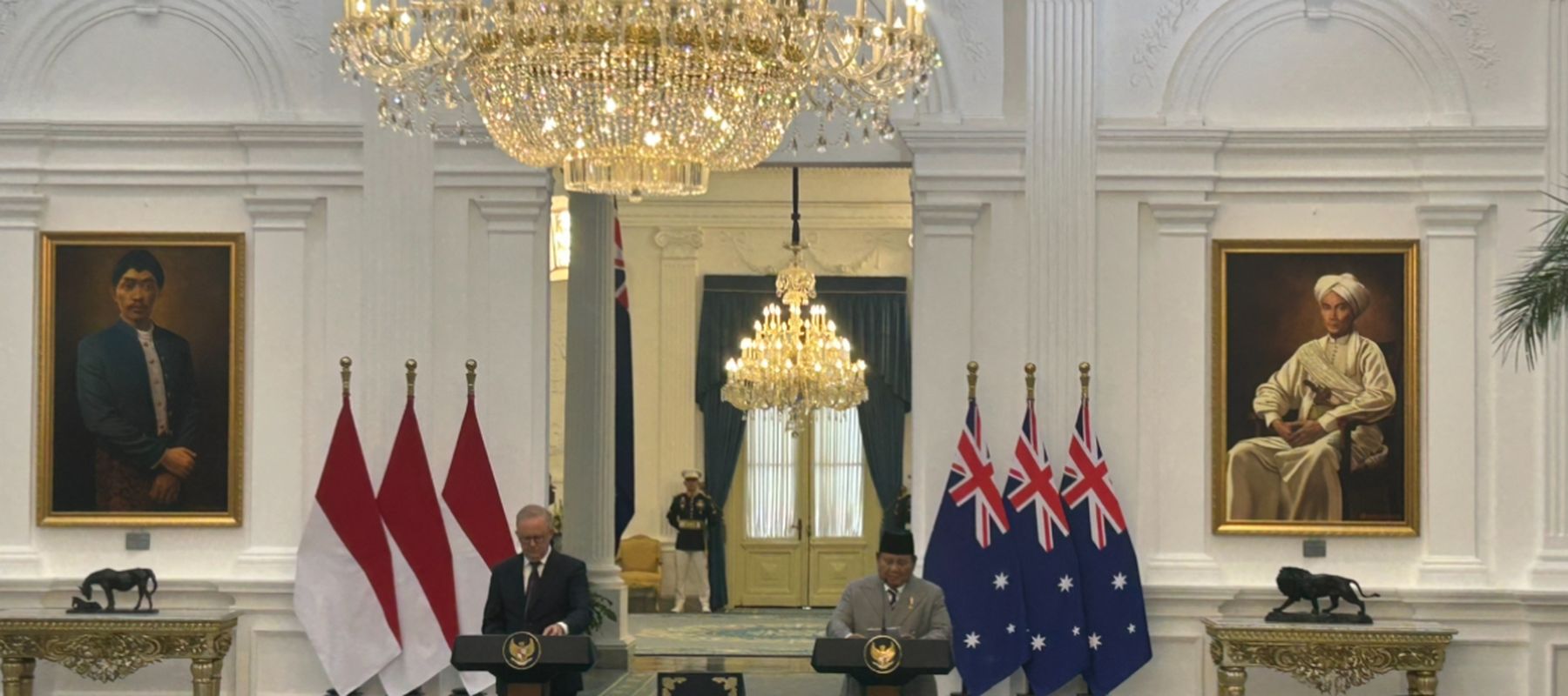 Presiden Republik Indonesia Prabowo Subianto dan Perdana Menteri Australia Anthony Albanese