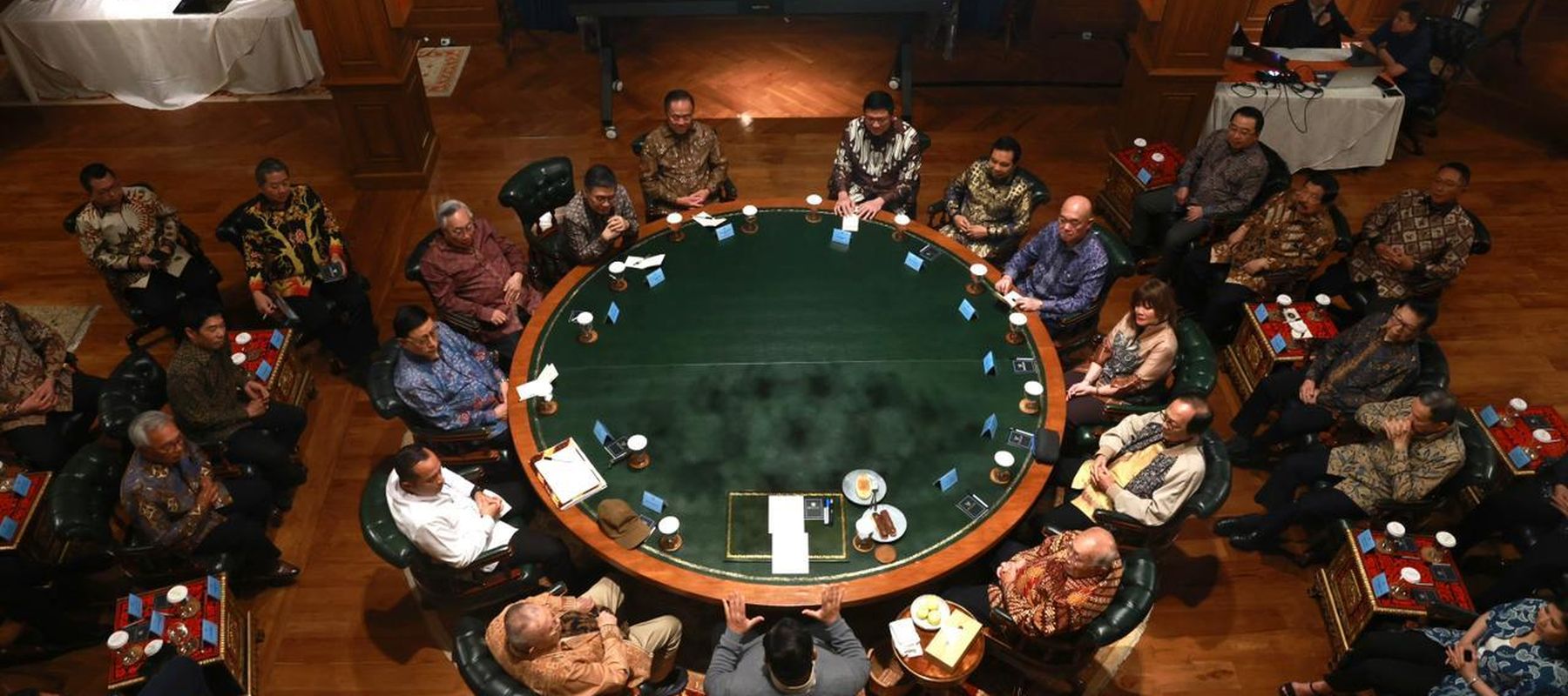 Pertemuan&nbsp;Presiden RI Prabowo Subianto dan&nbsp;Asosiasi Pengusaha Indonesia (APINDO) di Padepokan Garudayaksa, Hambalang, Bogor, Senin malam, 9 Februari 2026.