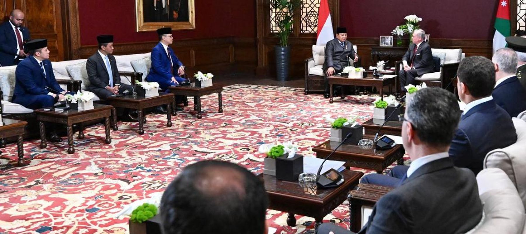 Presiden Republik Indonesia Prabowo Subianto menggelar pertemuan dengan Raja Kerajaan Yordania Hasyimiah, Raja Abdullah II ibn Al Hussein