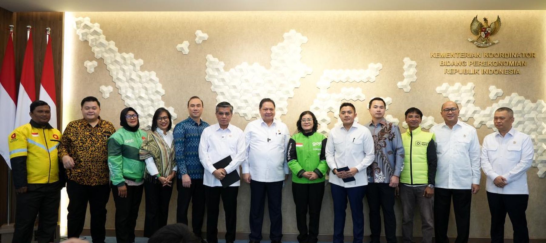 Konferensi Pers Kebijakan THR, BHR, dan Stimulus Ekonomi Idul Fitri di Kantor Kemenko Perekonomian, Jakarta, Selasa, 3 Maret 2026.