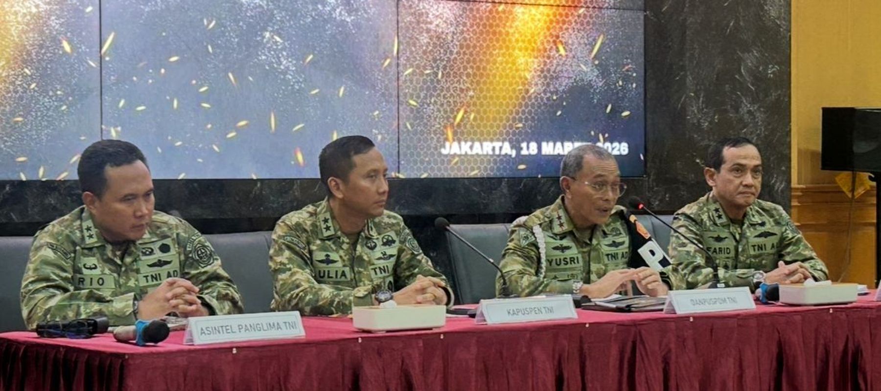 Danpuspom Yusri Nuryanto dalam konferensi pers di Mabes TNI, Jakarta