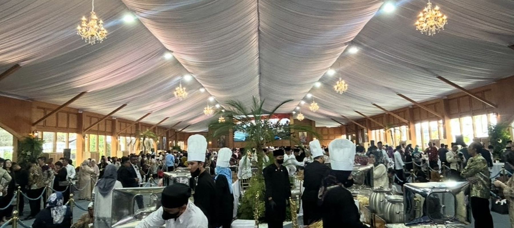 Suasana Open House di Istana Kepresidenan Jakarta