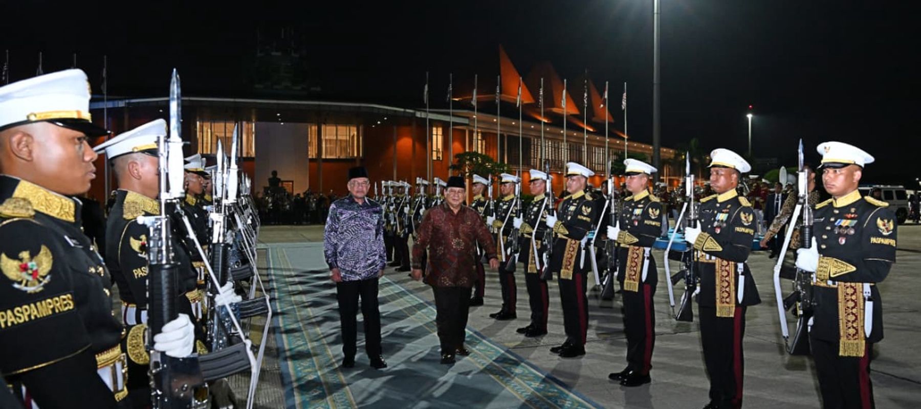 Prabowo Subianto dan Perdana Menteri (PM) Malaysia, Anwar Ibrahim