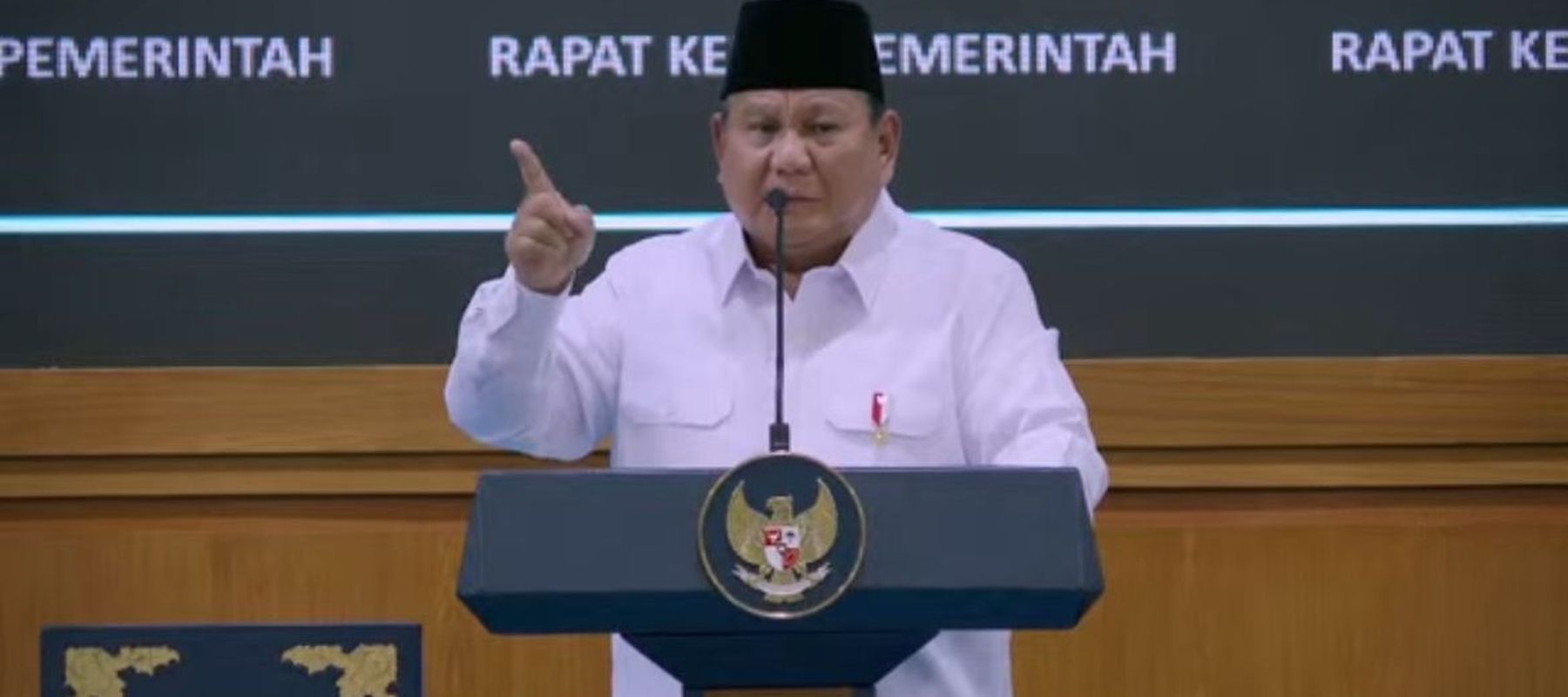 Prabowo Subianto dalam taklimat kepada jajaran Kabinet Merah Putih di Istana Kepresidenan