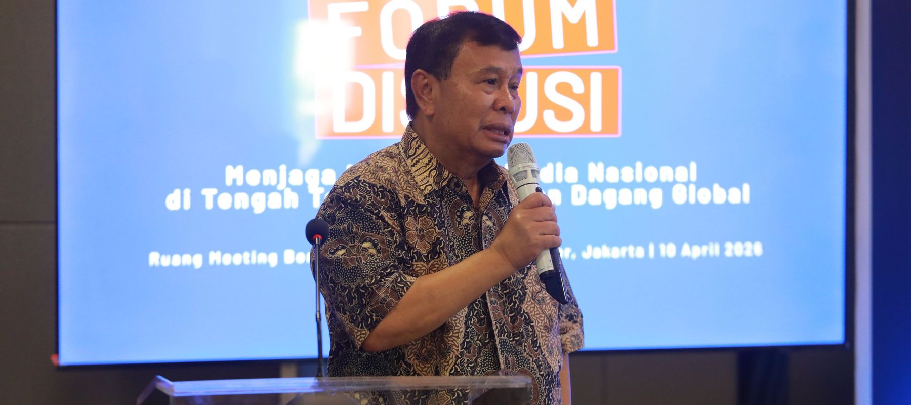 Presiden Komisaris NT Corp, Nurdin Tampubolon di acara Forum Diskusi tentang Media di Nusantara TV