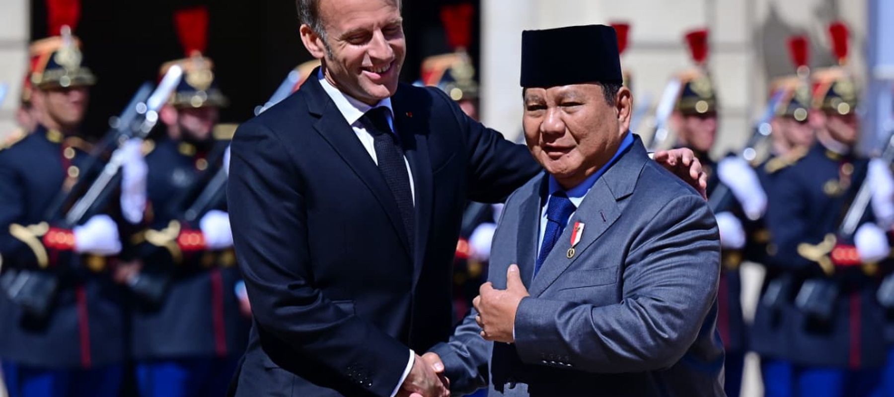 Presiden Republik Indonesia Prabowo Subianto melanjutkan rangkaian diplomasi strategisnya dengan melakukan pertemuan bersama Presiden Republik Prancis Emmanuel Macron