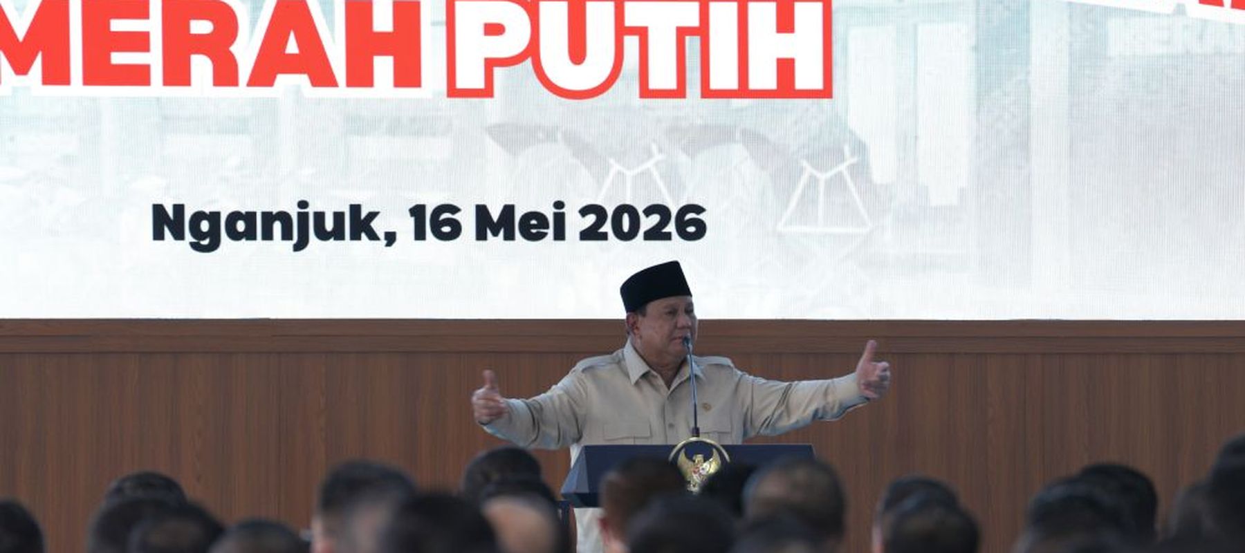 Presiden Prabowo Subianto meresmikan operasionalisasi 1.061 Koperasi Desa/Kelurahan Merah Putih di Kabupaten Nganjuk, Jawa Timur, Sabtu (16/5/2026). (Foto: Dok/Istimewa/Bakom RI)