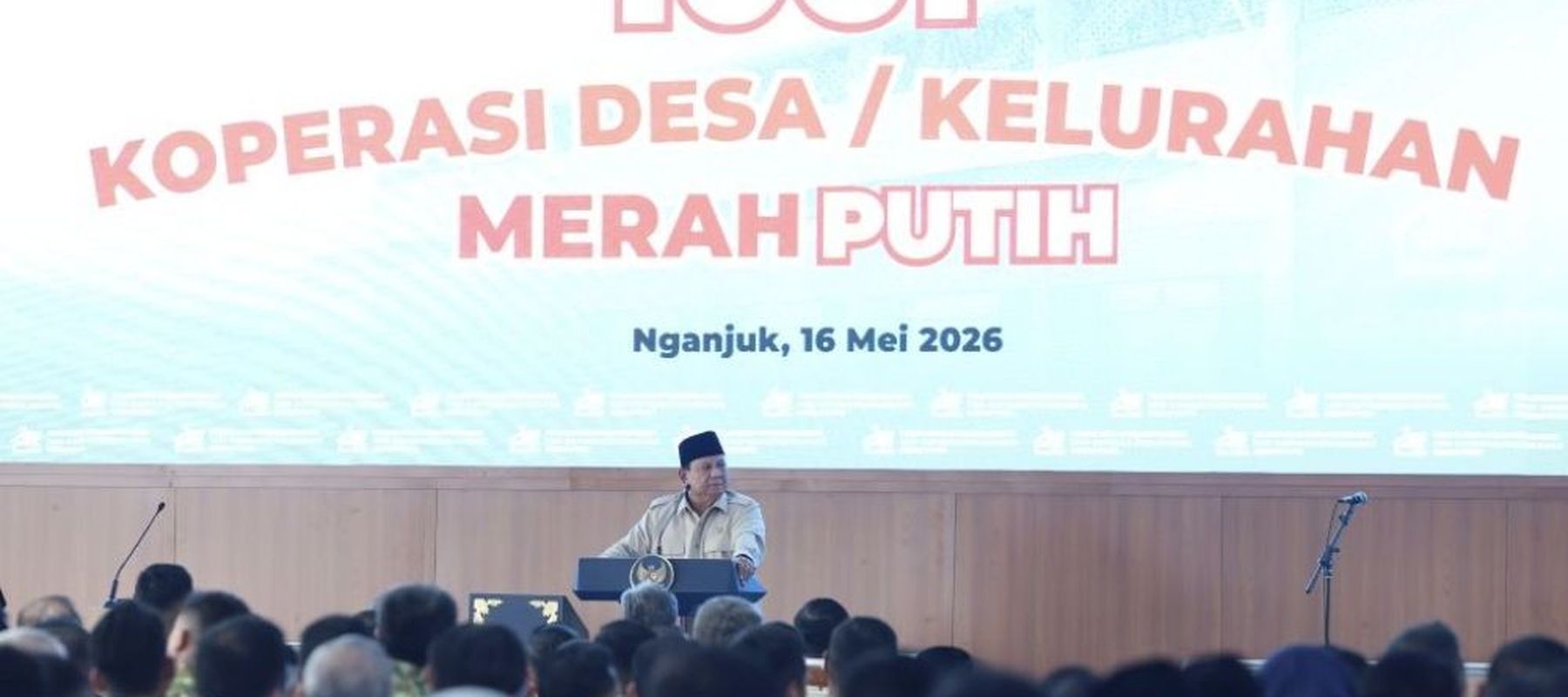 residen Prabowo Subianto meresmikan operasionalisasi 1.061 Koperasi Desa/Kelurahan Merah Putih di Kabupaten Nganjuk, Jawa Timur, Sabtu (16/5/2026). (Foto: Dok/Istimewa/Bakom RI)

