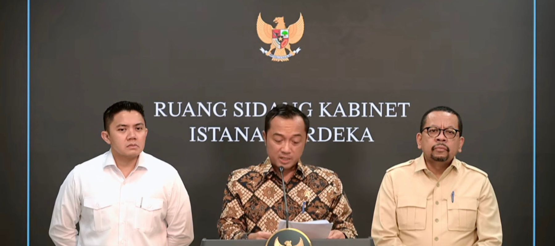 Mensesneg Prasetyo Hadi mengumumkan pencopotan Kepala BGN Dadan Hindayana