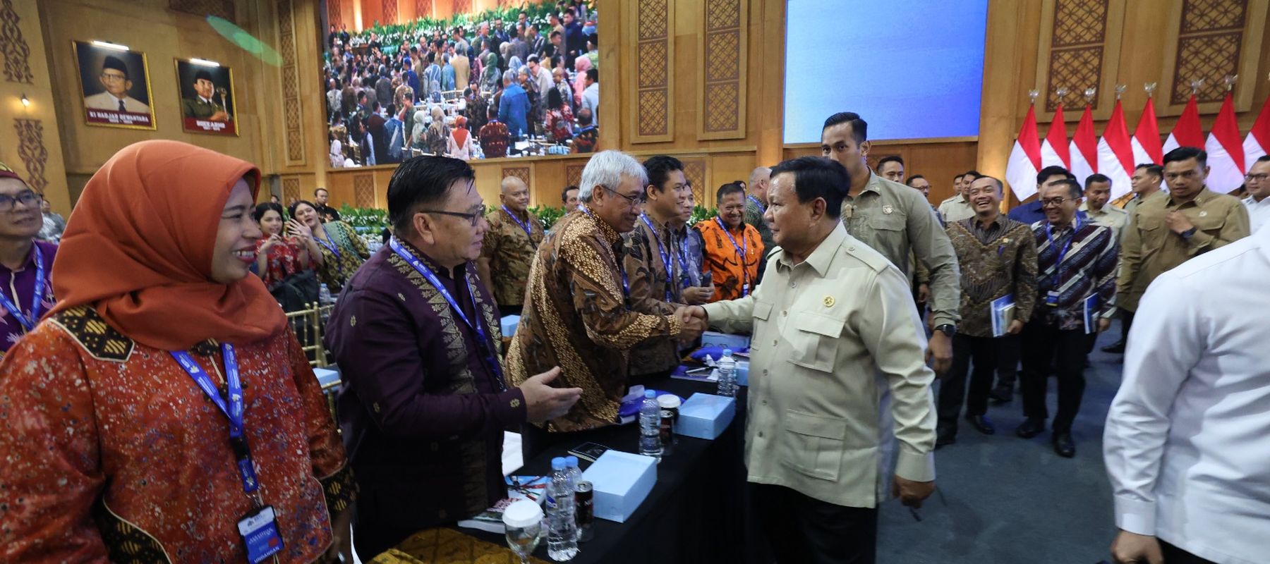 Prabowo Terima Usul dan Masukan dari Perguruan Tinggi: Saya Janji Baca dan Tindaklanjuti