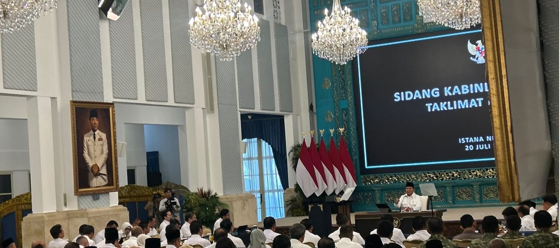 Prabowo Subianto Pimpin Sidang Kabinet Paripurna di Istana Negara