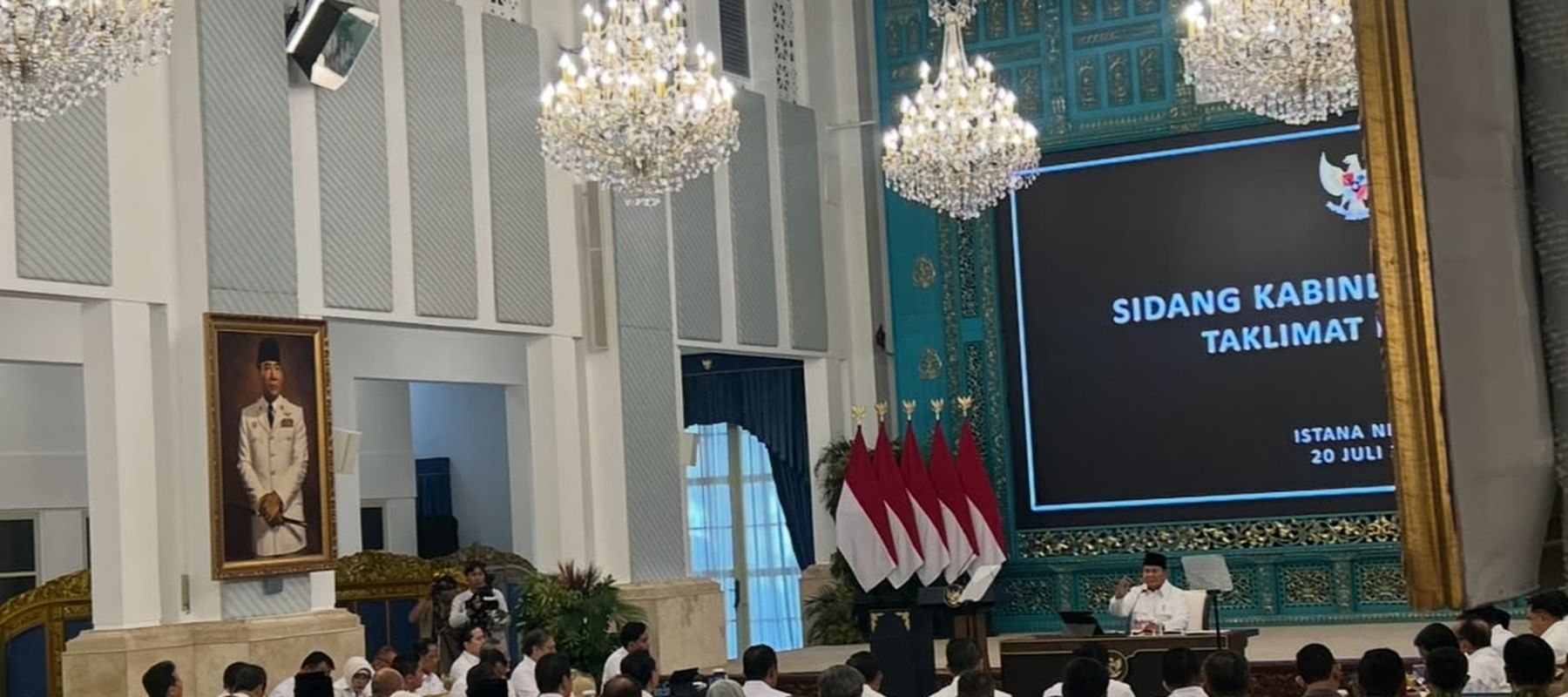 Prabowo Subianto Pimpin Sidang Kabinet Paripurna di Istana Negara