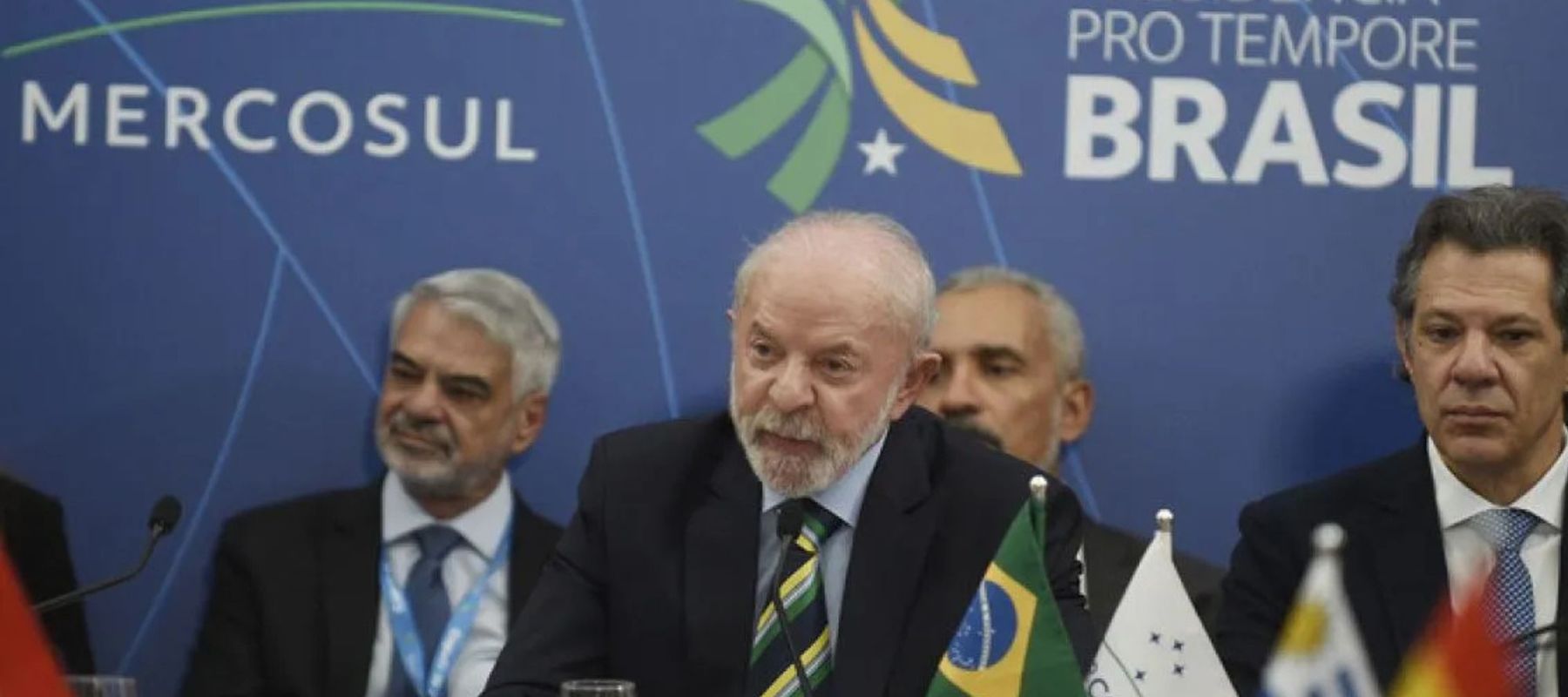 Presiden Brasil Luiz Inacio Lula da Silva pada Rabu (5/8) mengkritik keputusan Amerika Serikat (AS) yang mencabut visa Duta Besar (Dubes) Brasil untuk Washington, Maria Luiza Ribeiro Viotti, seraya menyebut langkah tersebut sebagai tindakan yang tida