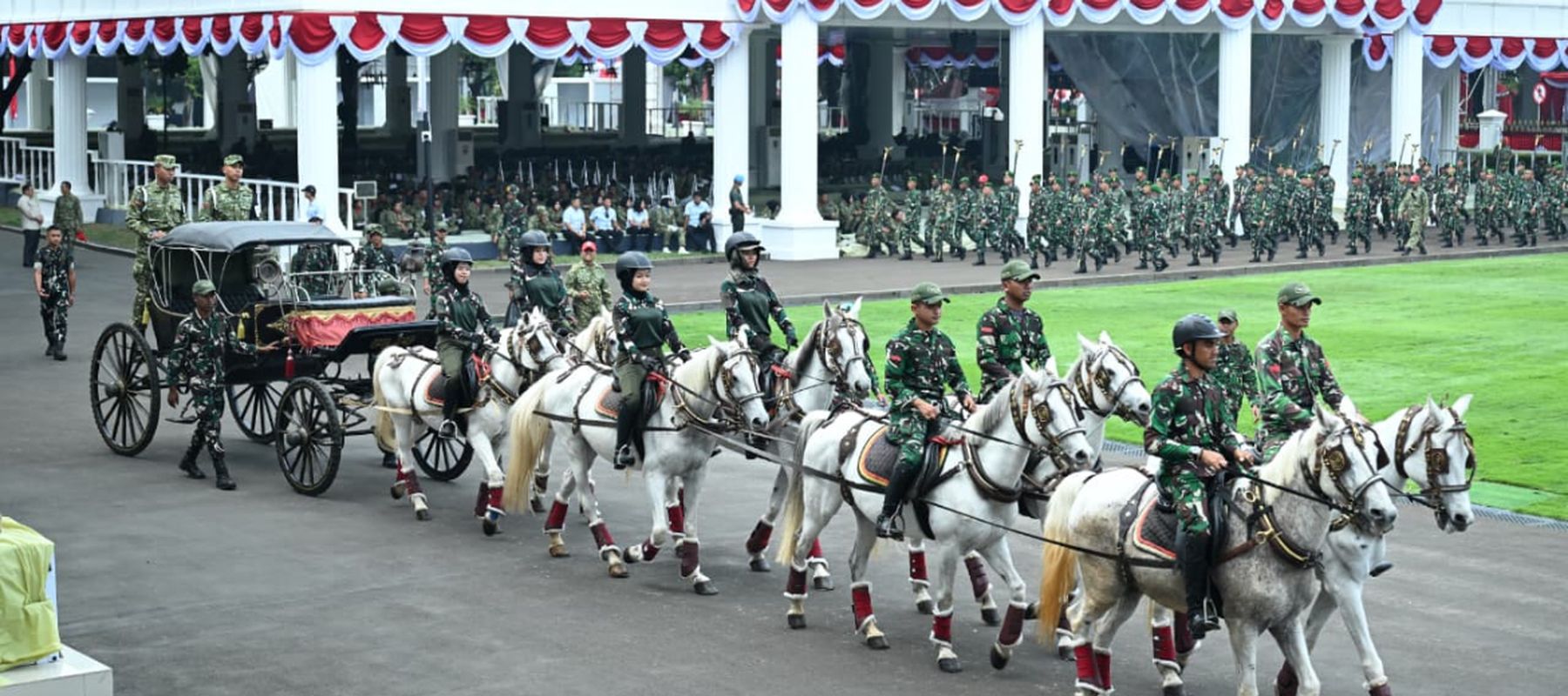 Persiapan pelaksanaan Upacara HUT Ke-81 Kemerdekaan Republik Indonesia mulai memasuki tahap gladi parsial di halaman Istana Merdeka, Jakarta, pada Selasa, 11 Agustus 2026