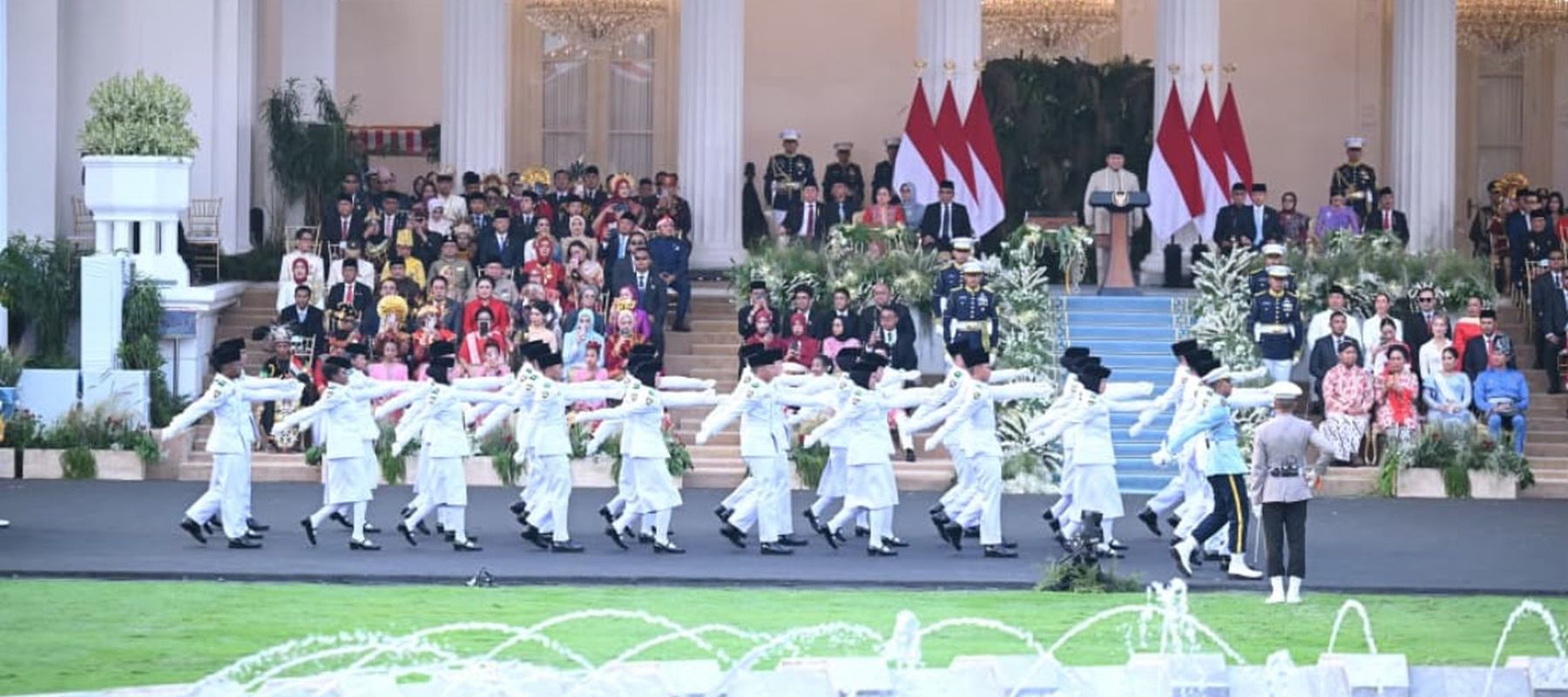  Pasukan Pengibar Bendera Pusaka (Paskibraka) yang bertugas pada HUT ke-81 Kemerdekaan Republik Indonesia