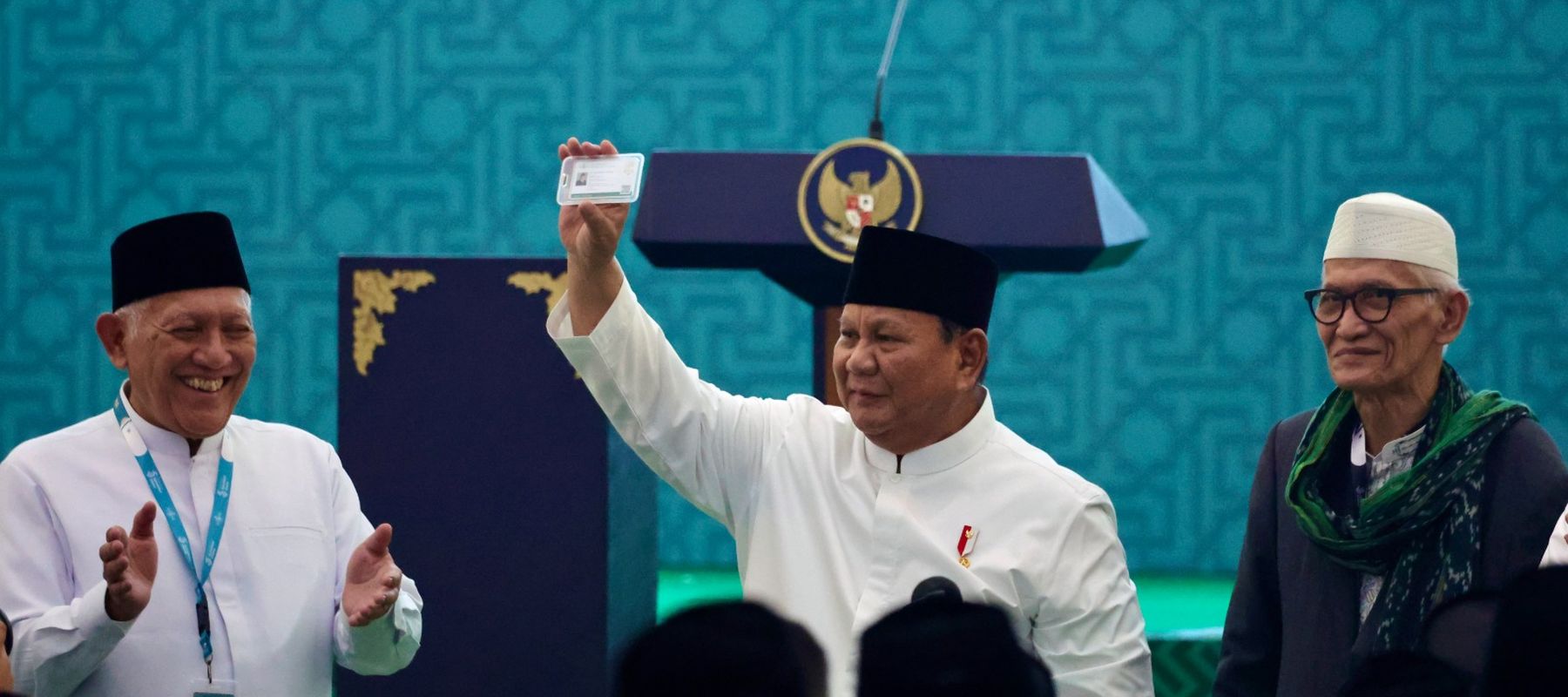 Prabowo Targetkan Penghematan Rp100 Triliun dari Pemangkasan BUMN di Akhir 2026.