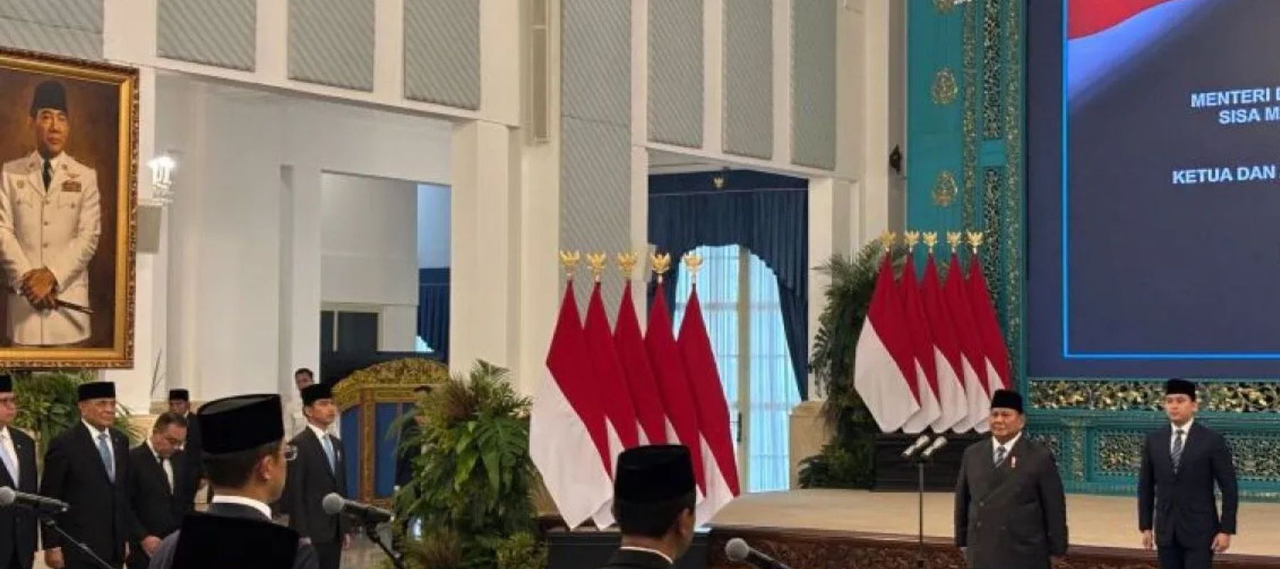 Presiden Prabowo Subianto dalam pelantikan menteri, wakil menteri dan kepala badan di Istana Negara, Jakarta, Kamis (1/10/2026) 