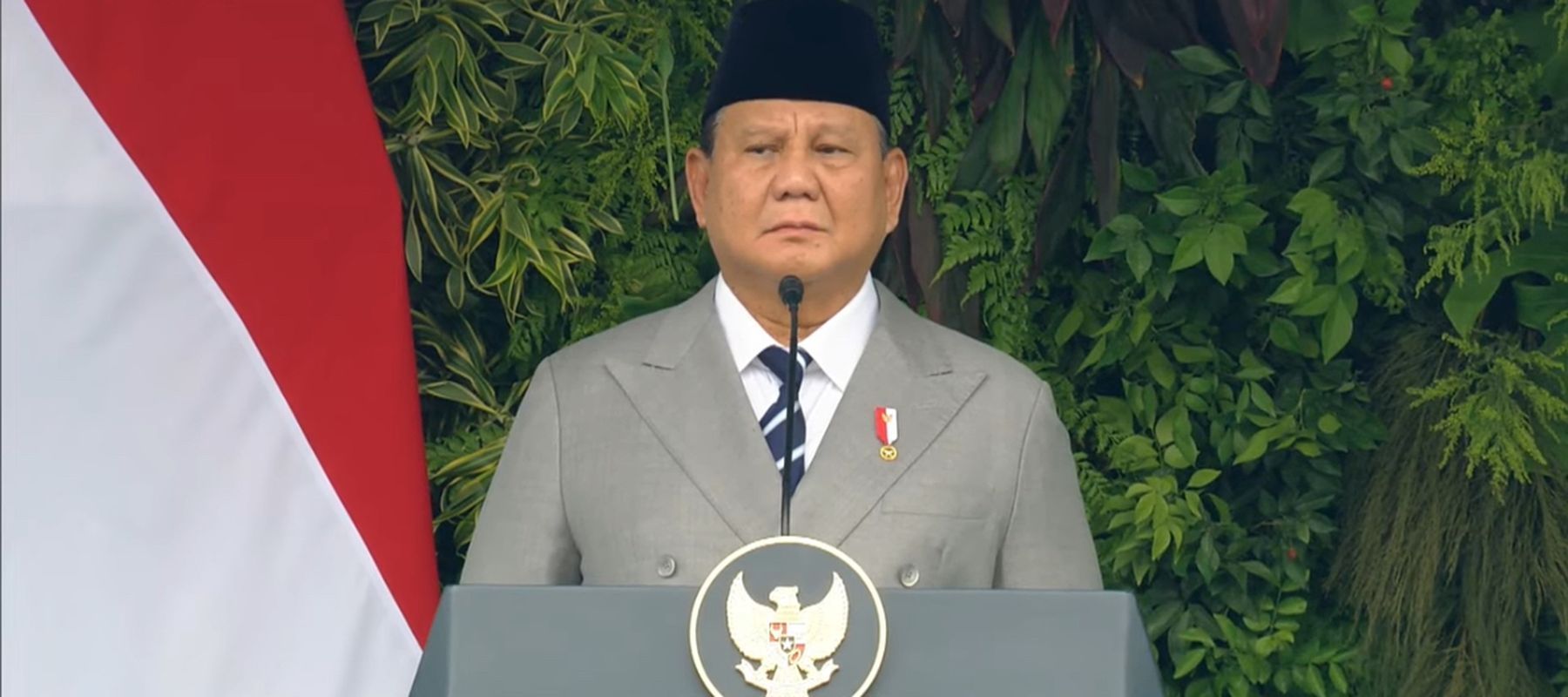 Prabowo Pimpin Upacara Hari Kesaktian Pancasila di Lubang Buaya
