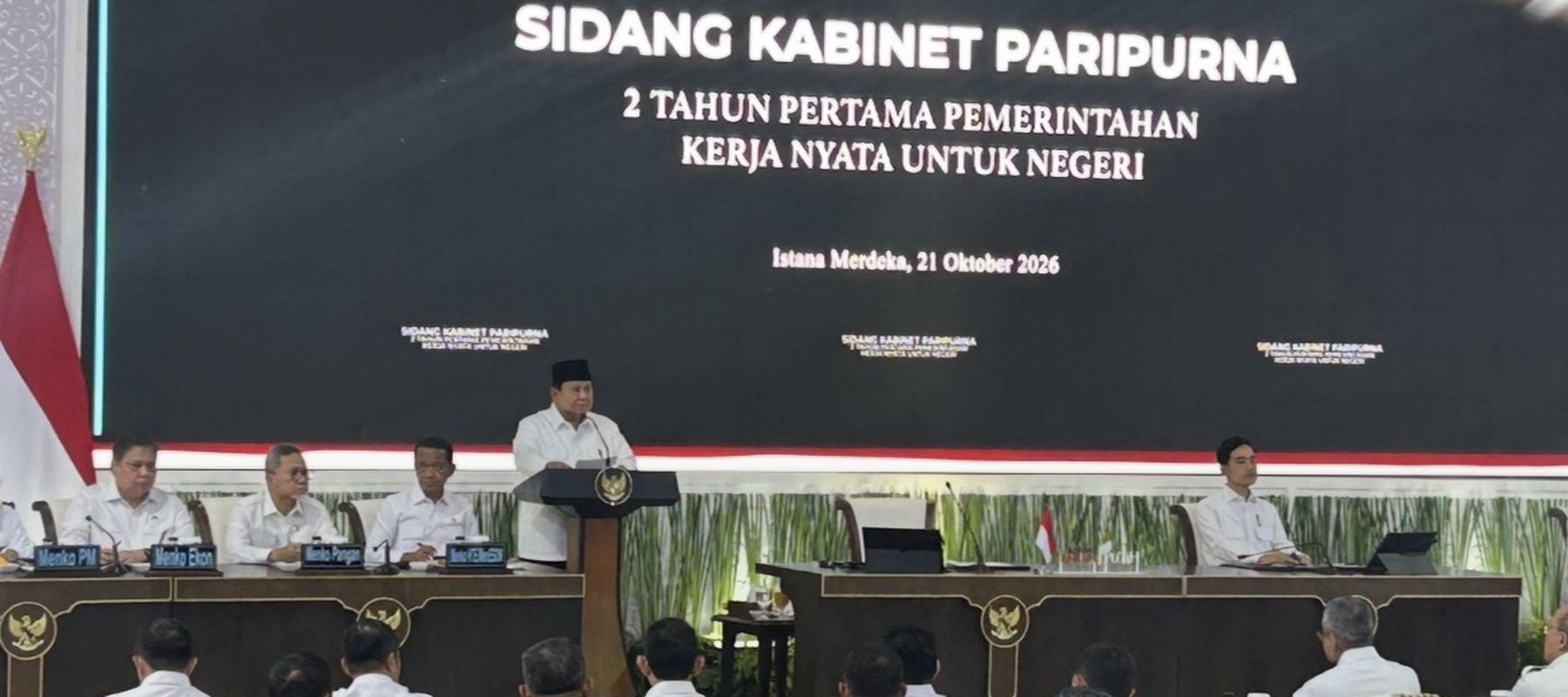 Prabowo Subianto dalam Sidang Kabinet Paripurna