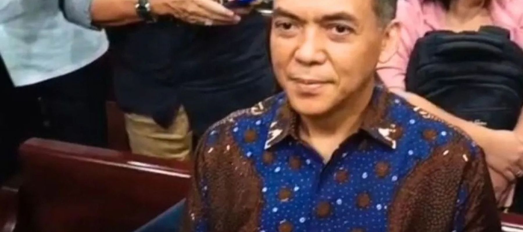Wakil Menteri Imipas periode 2024&ndash;2026 Silmy Karim saat menunggu sidang pembacaan surat dakwaan di Pengadilan Tipikor pada Pengadilan Negeri Jakarta Pusat, Kamis (29/10/2026).