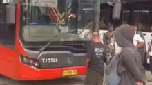 2 Bus Transjakarta Tabrakan di Kampung Rambutan Jaktim