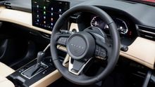 Mazda Kritik Mobil Hybrid Rival, Siapkan Teknologi Baru dengan Respons Instan