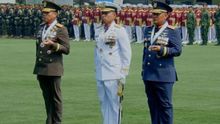 Terpopuler: TNI Pamer Seragam Baru, Kondisi Dede Sunandar