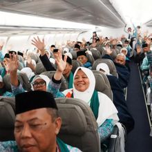 Jemaah Haji Diimbau Tidak Menahan Kencing dan BAB Selama di Pesawat, Kenapa?