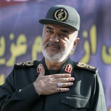 Panglima Tertinggi Korps Pengawal Revolusi Islam Iran, Hossein Salami Tewas Dibunuh Israel
