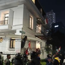 Sudah Kondusif, Rumah Eko Patrio Dijaga Ketat